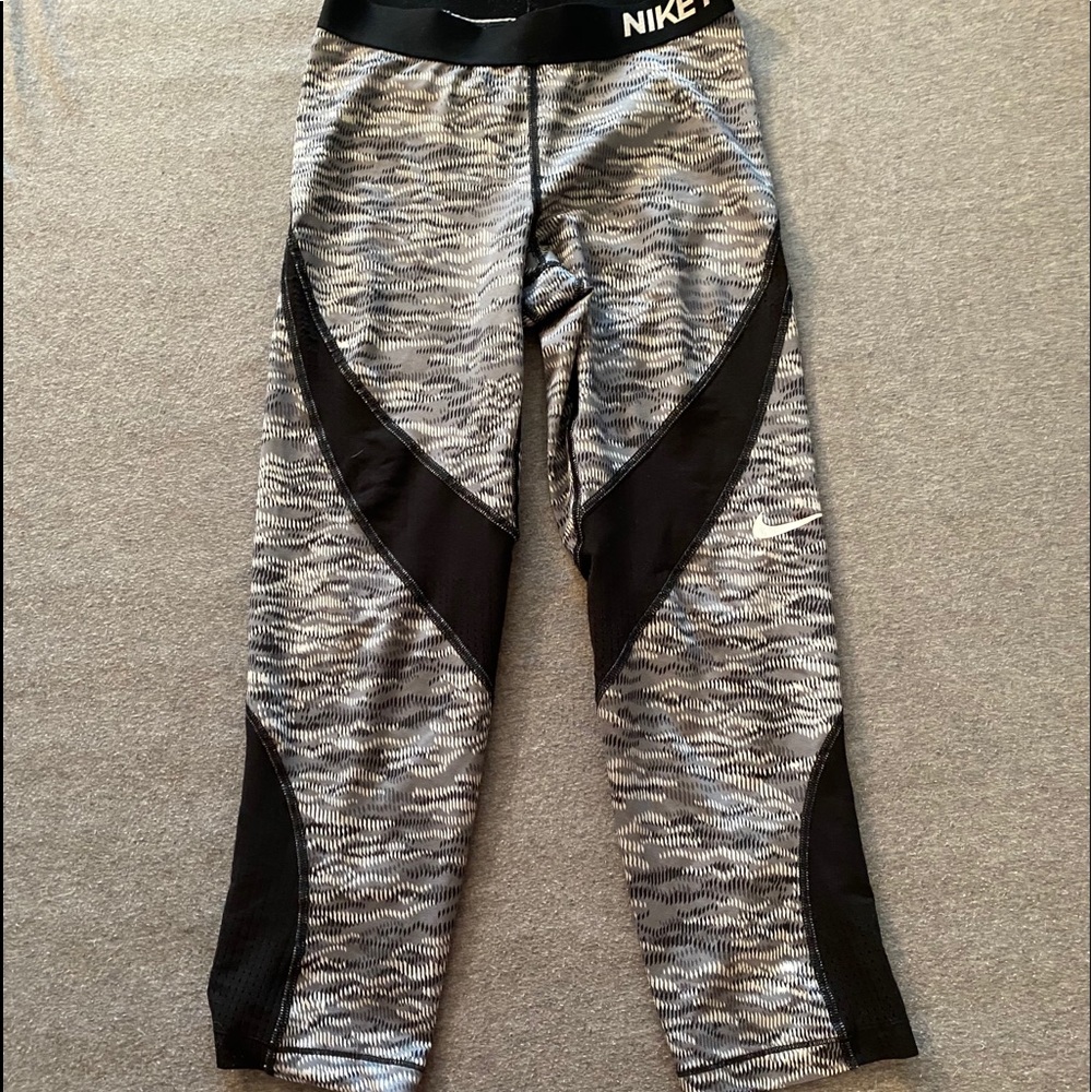 Nike leggings